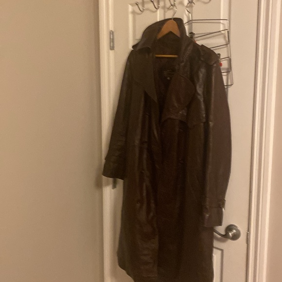 Men’s large leather trench coat.Large size. - Picture 2 of 2
